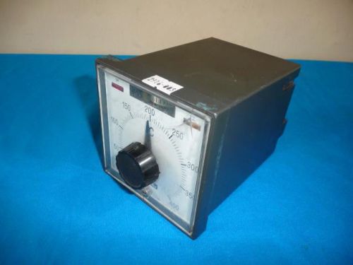 Shinko DIC-P DICP Temperature Controller U