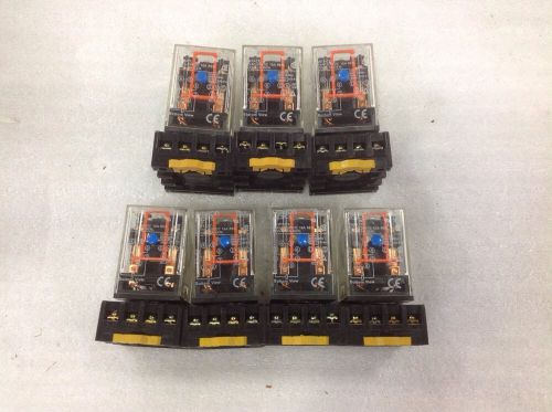 LOT Of 7 Omron relay, 250V 50/60 Hz, MK2P-S w/ relay base 0523HP, 1673HP, 1357HP