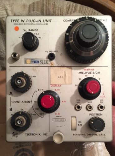 Tektronix TubeType W High Gain Differential Comparator Plug In Unit