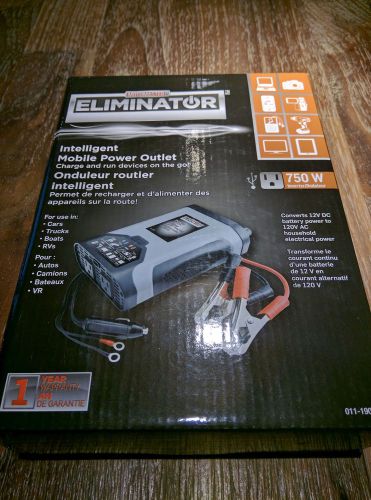 MotoMaster 750W Eliminator Mobile Power Outlet and Inverter - Never Opened