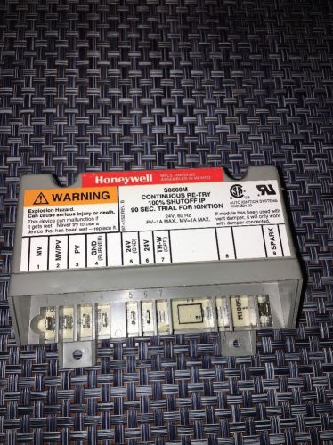 Honeywell S8600M Ignition Control Module S8600M 1005. HQ1011449HW