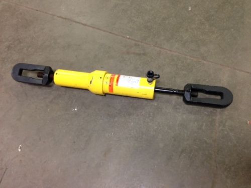 Enerpac BRP306 30 Ton  Hydraulic Pull Cylinder 6&#034; Stroke