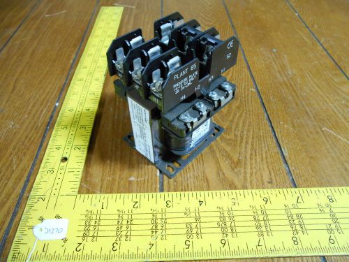 Square d 9070tf50d1 transformer, 0.05kva, 50/60hz, 110/115/120 out, w/ fuseblock for sale