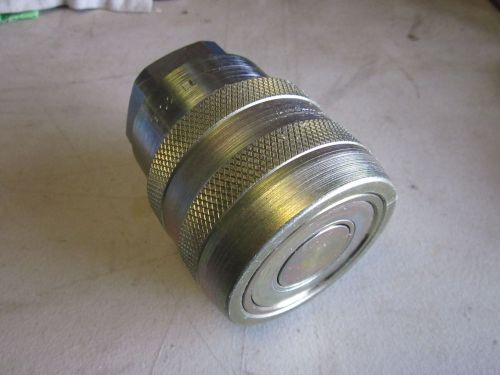 Snap-Tite 71-3C16-16F 71-3C16 1&#034; Flush Face Hydraulic Coupler Body NOS