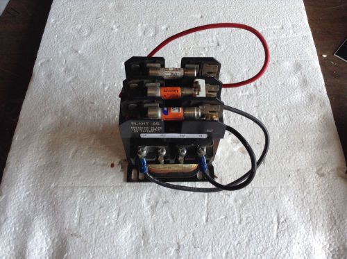 SQUARE D 30A 50HZ 0.05KVA 9070TF50D20 TRANSFORMER LR21455 FUSE HOLDER