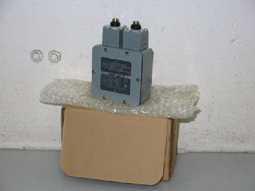 Allen bradley 802t-bd double head oiltight limit switch for sale