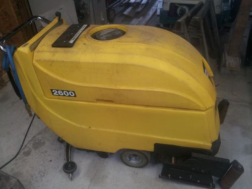 TOMCAT 2600 WALK BEHIND CYLINDRICAL FLOOR SCRUBBER TENNANT C MAX I MAX NOBLES