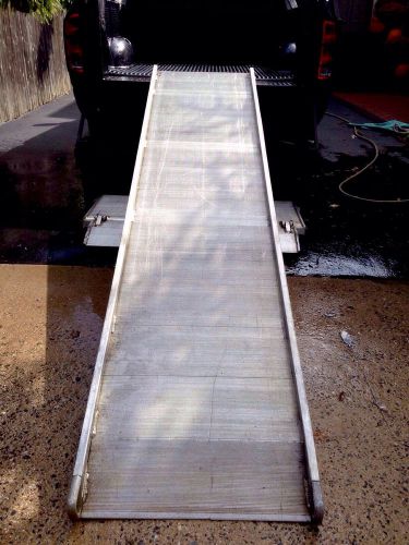 Commercial Heavy Duty Aluminum Walk Ramp -9&#039; long X 26 1/-2 &#034; Wide