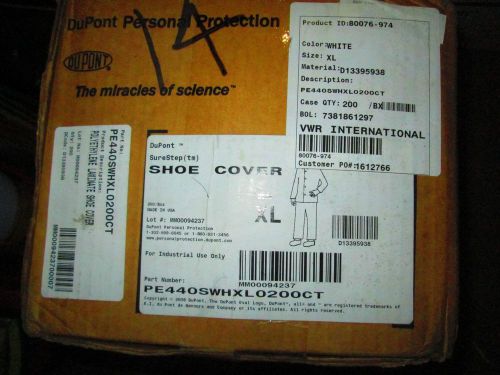 CASE OF 200 WHITE XL DUPONT SHOE COVERS PE440SWHXL0200CT POLYETHYLENE (58)