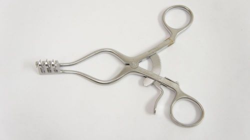 V. Mueller SU3110 Weitlaner Retractor