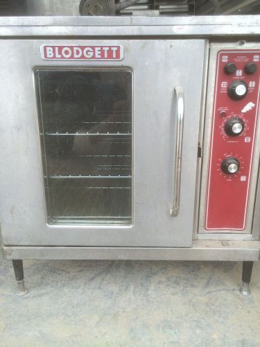 BLOGGETT COMMERCIAL ELECTRIC OVEN-3 RACKS--220 VOLT 30 1/2 WX 30 1/2 HX 30&#034; D