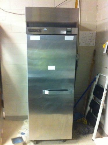 HOBART Q1 SINGLE DOOR STAINLESS COMMERCIAL REFRIDGERATOR