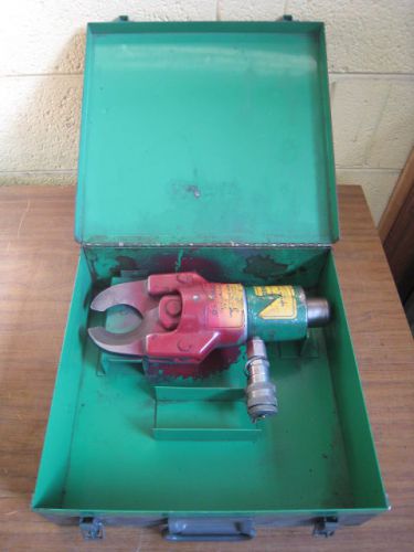 Greenlee 746 Hydraulic Knockout Ram w/ 750 Cutter Head in Metal Case Used