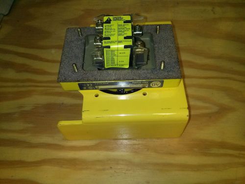 Allen Bradley Palm Operated Push Button 800P-F2CGB, NNB