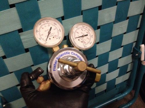 Fisher Scientific Company Model FS-100 Regulator Valve with Shut Off Valve