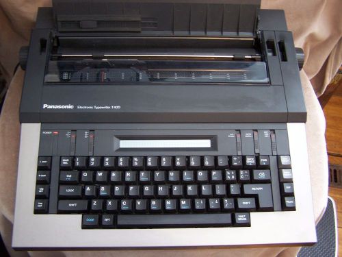 Panasonic RK-T40D Electronic Typewriter with Cover