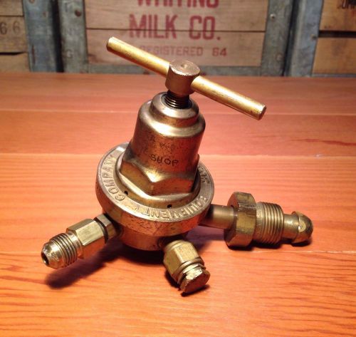 Vintage Victor Equipment Company Compressed Gas Regulator