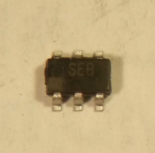 2535 x IC  ANALOG DEVICES ADG752BRT-REEL7 RF/VD SPDT SWITCH  T-TYP  ADG752 SOT23