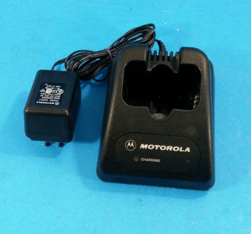 MOTOROLA HTN9014C CHARGER