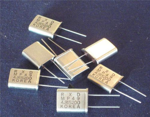 Crystal HC-49 4.9152 Mhz HC49 4.9152MHz Crystals (50 pcs) *** NEW ***