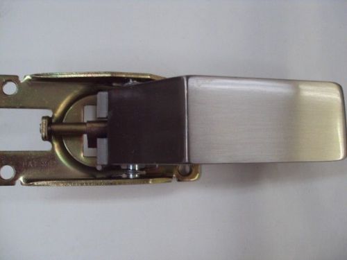 INDUSTRIAL COMMERCIAL DOOR HANDLE LEVER