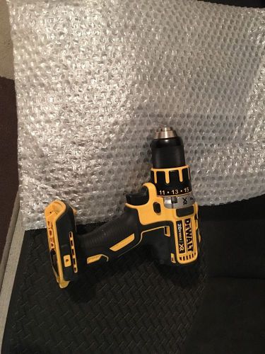 DeWALT DCD790D2R 20V Li-Ion 1/2&#034;  Cordless Drill/Driver Kit