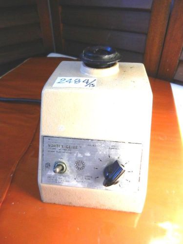 FISHER SCIENTIFIC VORTEX GENIE - 12812 - POWERS ON- WORKS- (ITEM#k 2484/10)