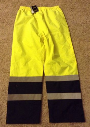 UTILITY PRO WEAR UHV452P-L-30 Hi-Vis Rain Pants, Black/Hi-Vis Ylw, L