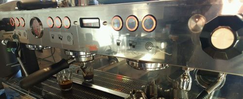 LA MARZOCCO LINEA PB 3 Group Coffee Machine