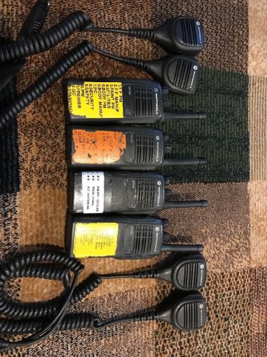 Lot of (4) Motorola HT-750 Two Way Radios UHF 16-channel AAH25SDC9AA3AN