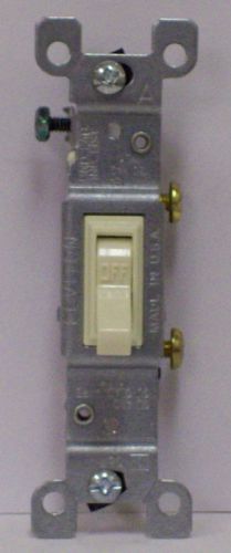 250 LEVITON 15A SINGLE POLE GROUNDING SWITCHES 1451-2A