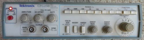 Tektronix CFG250 Function Generator 0.2 Hz to 2 MHz (CFG250TW16421)