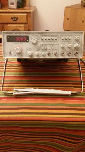 Protek B810 - Sweep Function Generator 0.01Hz To 10MHz