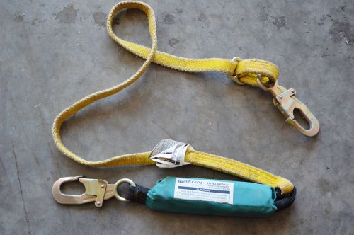 MSA Lanyard with Integral Brake Shock Energy Absorber Body Harness 501222