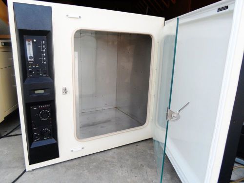 VWR Scientific CO2 Incubator 2200