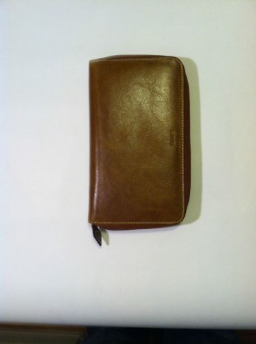 Filofax Malden Compact Zip in Ochre