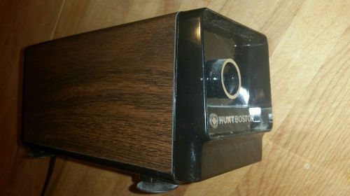 Hunt Boston Electric Wood Grain Pencil Sharpener Model 17 Works GREAT!!