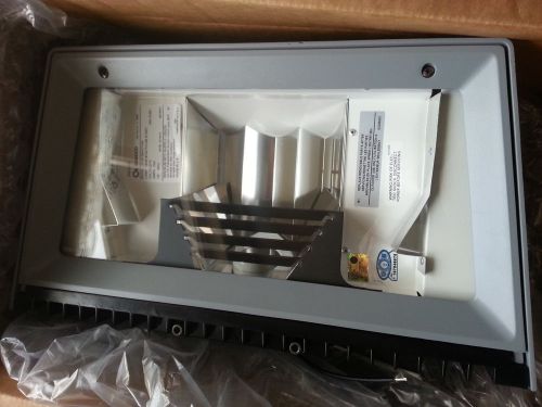 GARDCO LIGHTING **NO RESERVE** H.I.D. LUMINAIRE  *NNB* 101W150H277NP