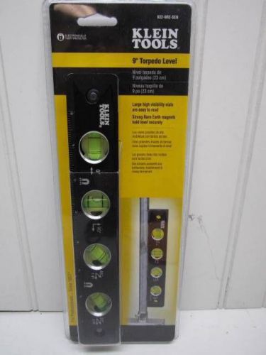 NEW KLEIN TOOLS 9&#034; Magnetic Torpedo Level Model 932-9RE-SEN No Reserve