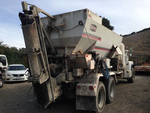 1999 reimer volumetric mixer mounted on 1988 mack dm688s for sale