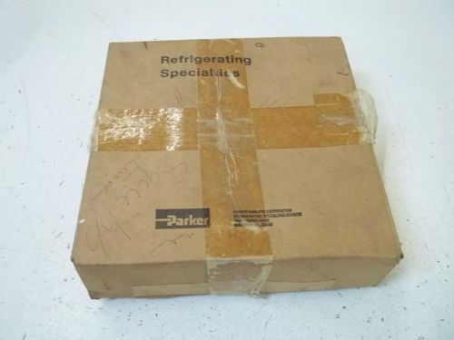 PARKER A9SE HOT GAS BYPASS  REGULATOR 1-1/8&#034; *NEW IN A BOX*