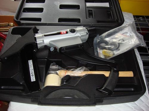 GRIP-RITE 2 IN. 15 GAUGE FLOORING STAPLER GR200FS BRAND NEW!!