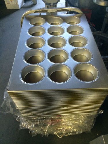 Large amco bakeware #905305 mini cake pan 15 - 4.25 inch rounds for sale