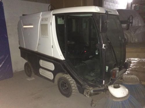 Madvac sweeper 100 2006-no Johnston