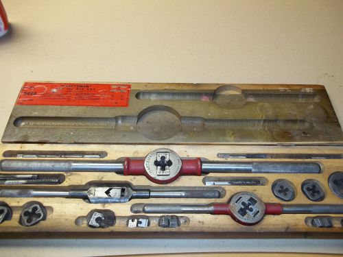 VINTAGE CRAFTSMAN  TAP AND DIE SET No. 5499 (Lot # 2)