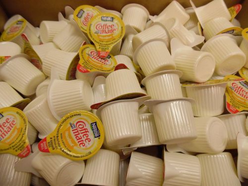 180 Count Nestle Coffee-Mate Creamer Individual Tubs Hazelnut