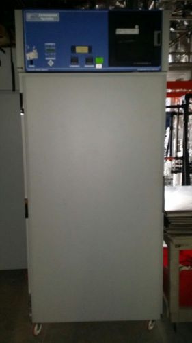 ENVIRONMENTAL SPECIALTIES Single Door Environmental Chamber ES2000 CDM