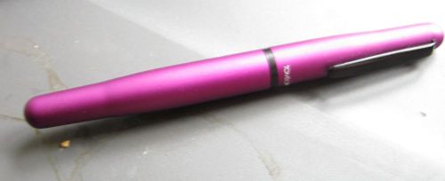 Tombow Object fountain pen purple haze body med nib