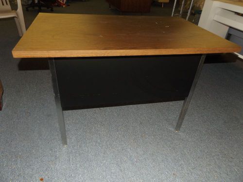 Metal Desk/Workstation