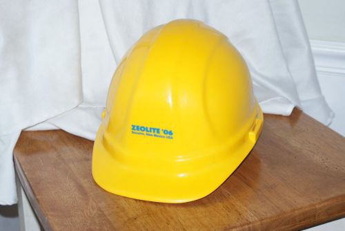 Hard Hat by OMEGA II  OSHA ANSI/ISEA Z89.1 Head size adjustable used 6 point